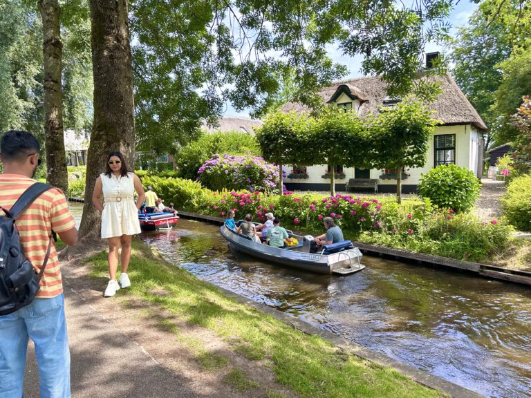 Visita à aldeia de Giethoorn